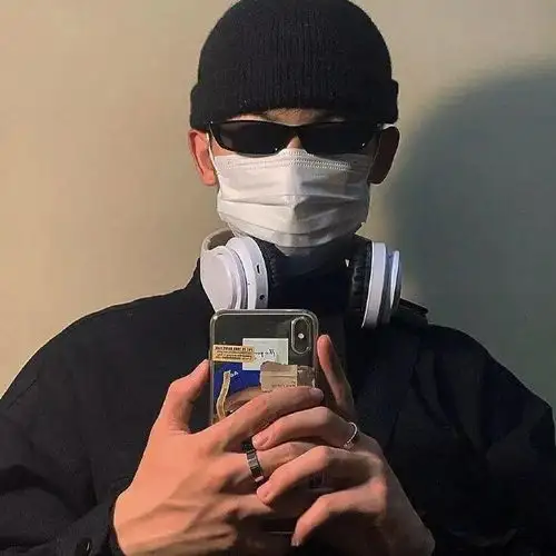40岁男人微信头像真人图片疲劳