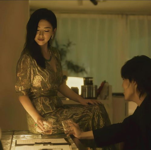 玫瑰的故事掰正内娱,40的女艺人不用再给30岁男人演妈了