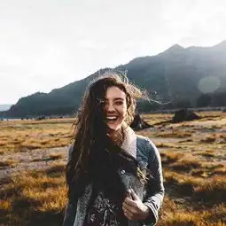 女人新年出游,学会这几招,拍照美十倍