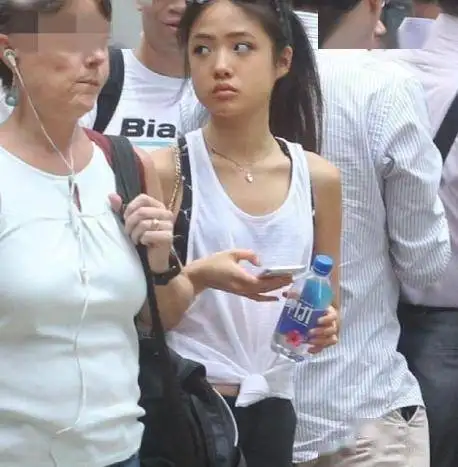 四十多岁女人用的微信头像已婚
