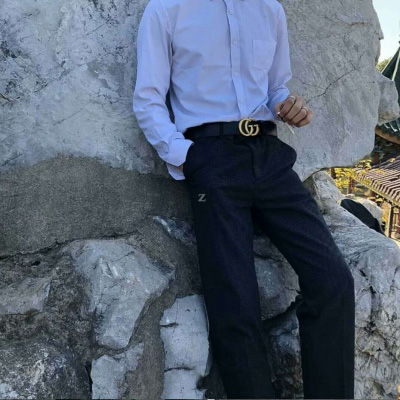 成熟男50岁左右微信头像爱情宝典