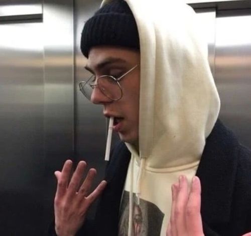 qq自动回复是真的好,但高冷男神可别用,人设崩塌别怪我