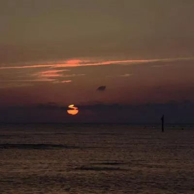 2023最新低落深沉风景头像