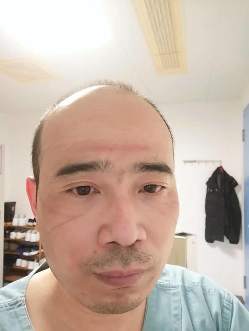 抗疫故事我身边的抗疫先锋家庭