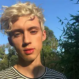 鲁r碧波荡漾木亦舟高音质在线试听鲁r碧波荡漾歌词歌曲下载酷狗音乐