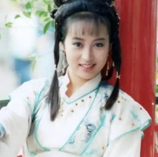 她被称为古装美人,有望成为赵雅芝接班人,如今却成娱乐圈清流