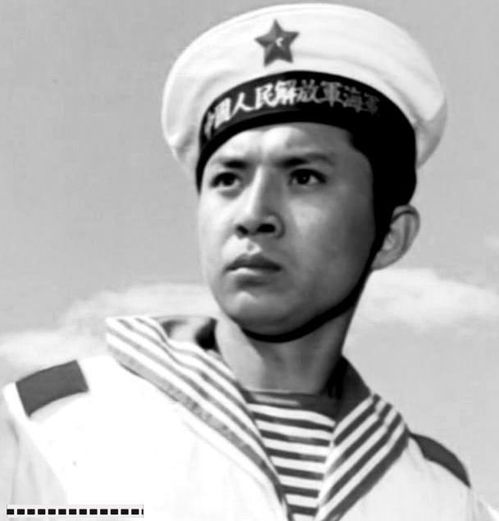 罕见老照片80年代男星黑白照,个个容貌俊美,却又充满男儿气概
