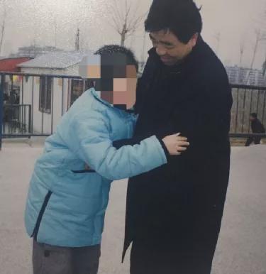 母亲卧病12年,她弑母后把刀捅向自己养儿防老这场骗局早该揭开
