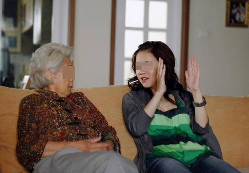 大妈跟后老伴分房睡,却矛盾频发,大妈很委屈