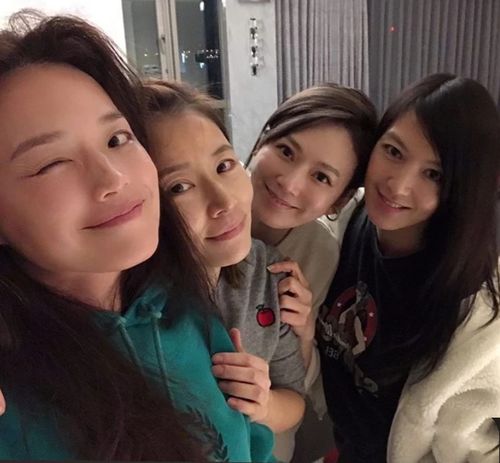 女人40岁之后变老舒淇林心如林熙蕾同框,没生孩子的最少女