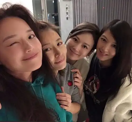 女人40岁之后变老舒淇林心如林熙蕾同框,没生孩子的最少女