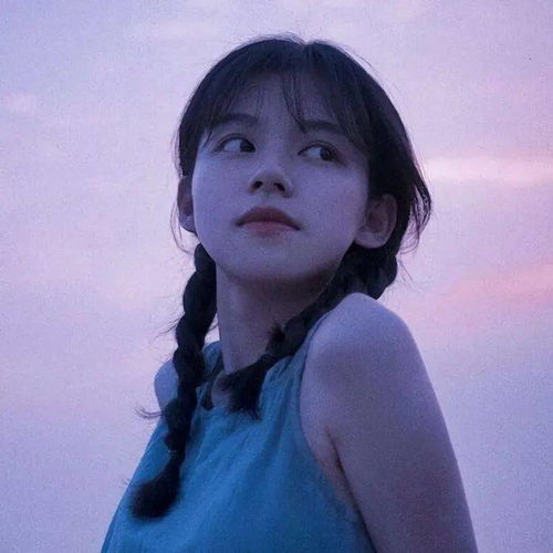 女生头像生活在一座喜欢的城市