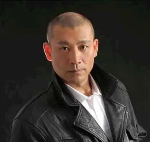 成熟男50岁左右微信头像老人
