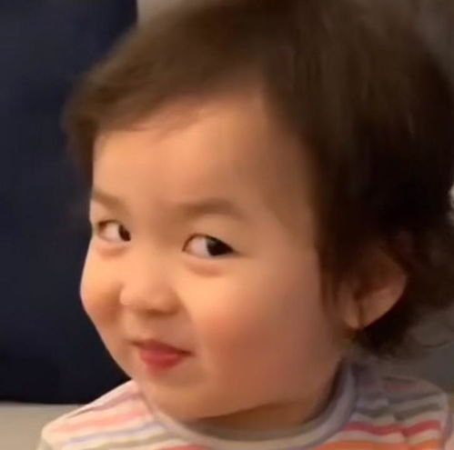 还记得韩国表情包小女孩黄河温吗长这么大了