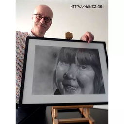 艺术家用纸擦笔来画画,调子贼美,你会吗