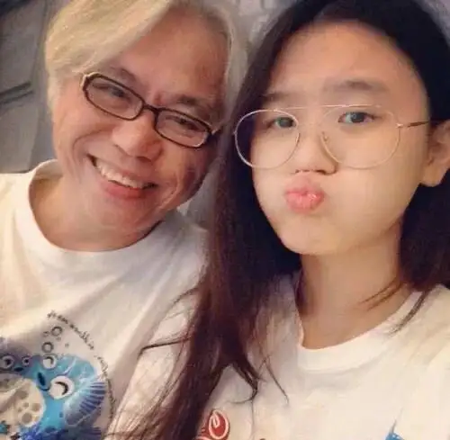 五十岁女人用的头像爷孙恋