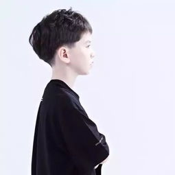70后男士专用头像侧身情侣头像