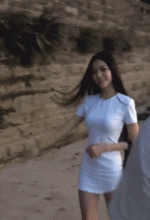 幽默笑话今天是媳妇给我零花钱的日子,早晨媳妇