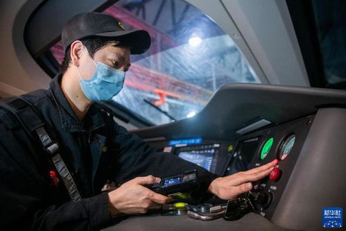 新华全媒丨陆地舰队整装待发