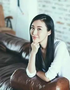 68岁地产大亨整容与正室离婚,只为和小30岁的绿茶王妃娇妻更配