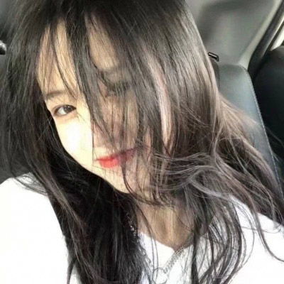 清爽气质头像女长发清新优雅气质女头像
