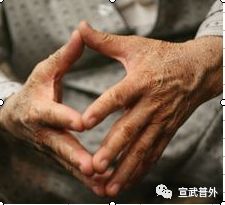 从中年开始,就要预防老年斑的到来