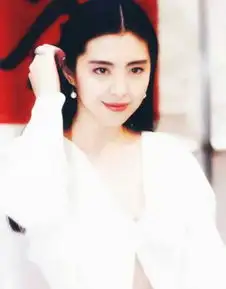 50岁王祖贤保养得宜成女神,惊艳时光的美人还有谁