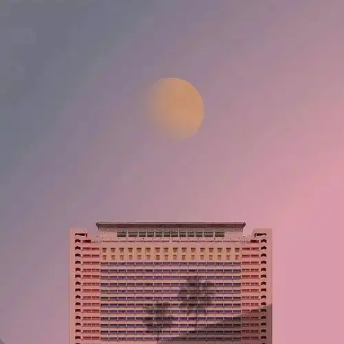 40岁成熟男人头像大图真实照片风景