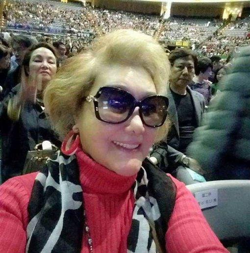 她20岁爆红买数套豪宅,遭丈夫家暴儿子殴打,晚年翻垃圾吃剩饭