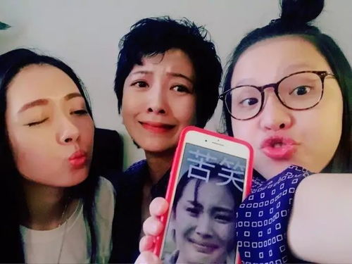 沙溢给杨幂送祝福被回白展堂的尴尬一笑,这些大明星比你们还喜欢用自己的表情包