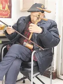百岁老人的幸福晚年