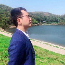 男友分手后,微信头像本来是他自己后来换成了小狗
