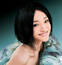 地产商背后的女明星千丝万缕暧昧为豪宅