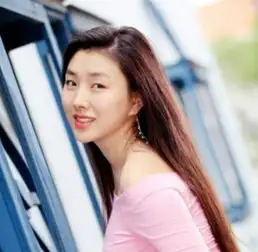他靠一首歌吃一辈子,交往小20岁女友,今50岁沦落成这样