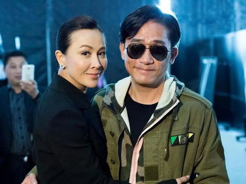 梁朝伟刘嘉玲情变传闻升级,眼神躲避全程无交流,微表情露真关系