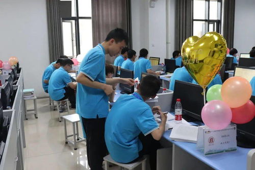 重磅来袭河南省第十三届大学生程序设计竞赛在我校顺利举办