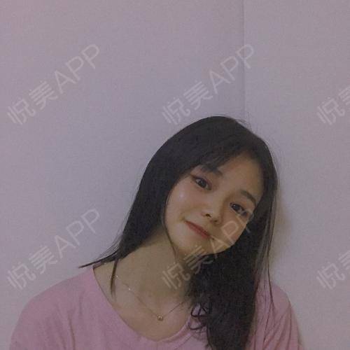 明天就大年三十了,20年终于要结束了,这几天在家里拿...祛斑悦美整形