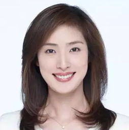 50岁的天海佑希宣布终生不婚,白富美的她活出了女人最好的模样