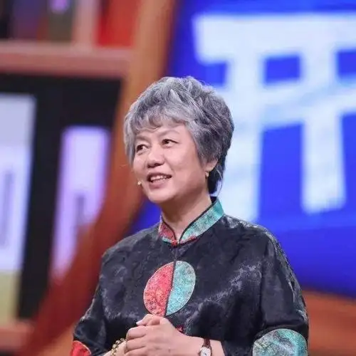 微信头像男生30岁李玫瑾