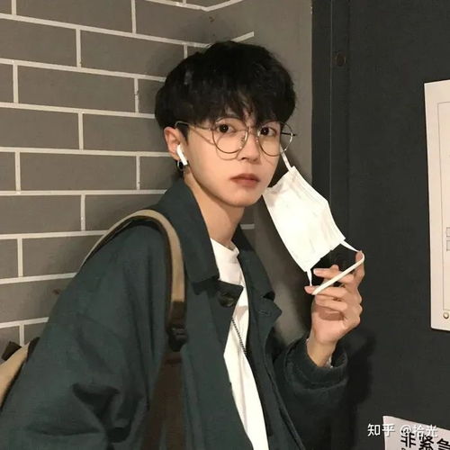 30岁成熟男人头像干净小吴