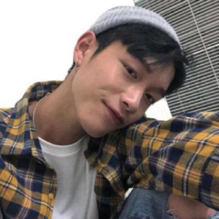微信头像男生伤心,要走的想留也留不住