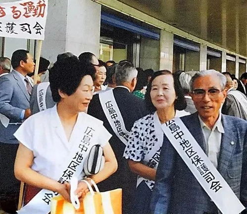 85岁日本奶奶,花光40年积蓄给吸毒少年做饭,没得到一句谢谢