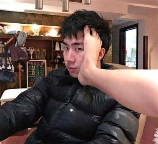 骚男离婚后生活近况,和前妻天差地别五千万换来了人生改变