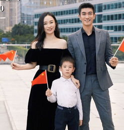 杜江夫妇现身春晚录制现场,40岁霍思燕生图能打,网友太像少女