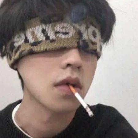 男人微信头像40岁左右植发手术