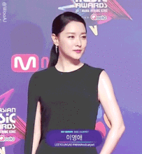 这届韩国小姐太惨烈了明明20多岁却被48岁的她秒到渣都不剩...