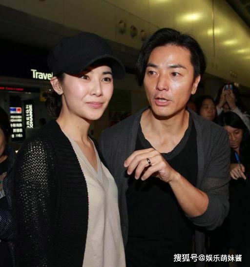 郑伊健背后女人,17岁出道,40岁结婚,今45岁似少女
