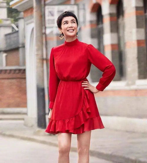 适合50多岁用的女生头像白裙