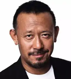 中年男人微信头像图片带字姜文