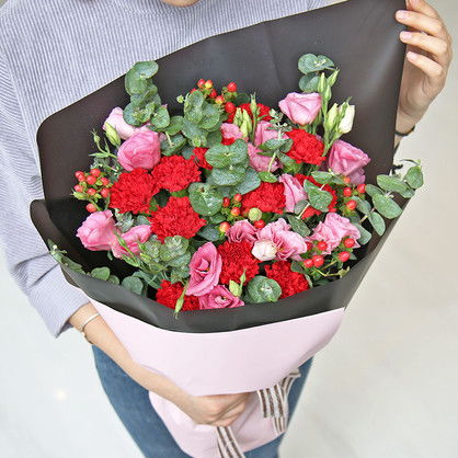阿姨过生日适合买什么花